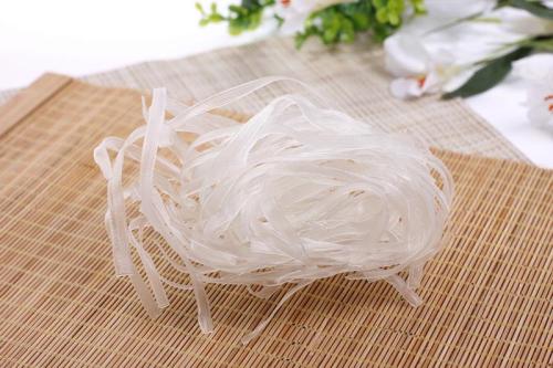 粉條粉絲種類、口感差別大、粉條機(jī)工藝有很大因素