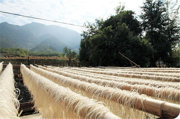  小成本紅薯粉條機加工不帶烘干，用這種干燥方法要注意哪些地方？