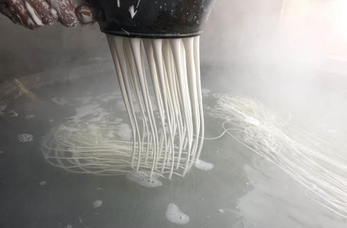 小型粉條機的優點有哪些？仿手工粉條機加工步驟是怎樣的？