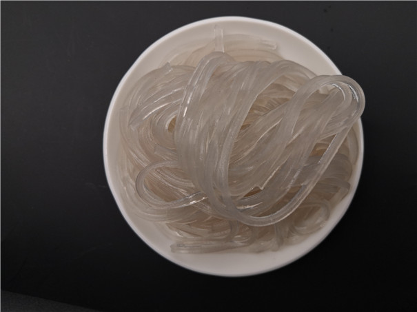 粉條粉絲種類、口感差別大，粉條機(jī)工藝有很大因素