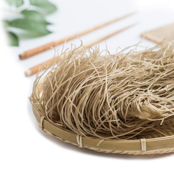 粉條粉絲種類、口感差別大，粉條機(jī)工藝有很大因素