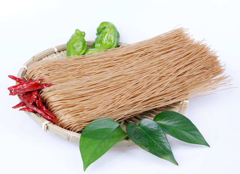 粉條粉絲種類、口感差別大，粉條機(jī)工藝有很大因素